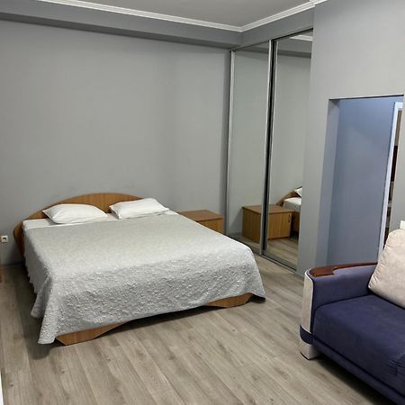Ковчег Hotel แชร์นิฟซี ภายนอก รูปภาพ