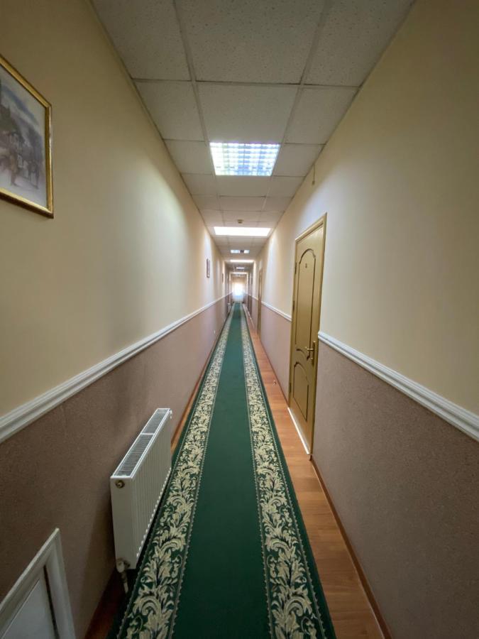 Ковчег Hotel แชร์นิฟซี ภายนอก รูปภาพ